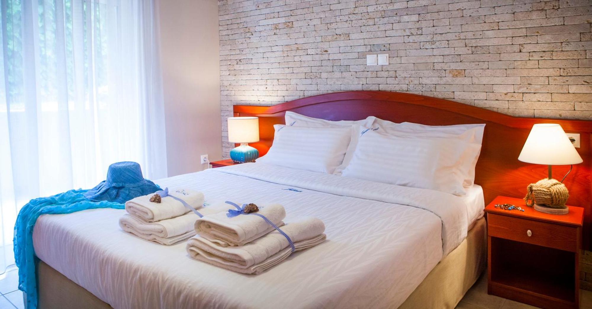 Villa Teresa Luxury Suites Limenas  Zimmer foto